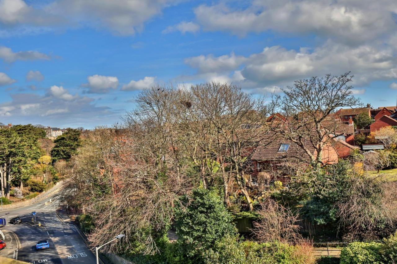 Finest Retreats - Adventure House
